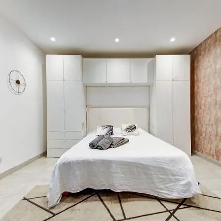 Two Bed St Julian's With Sea Views Near Paceville * Saint Julian's