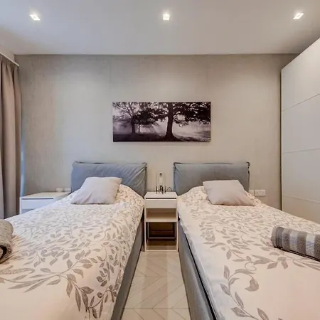 Apartmán Two Bed St Julian's With Sea Views Near Paceville