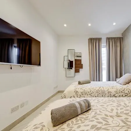 Two Bed St Julian's With Sea Views Near Paceville Saint Julian's